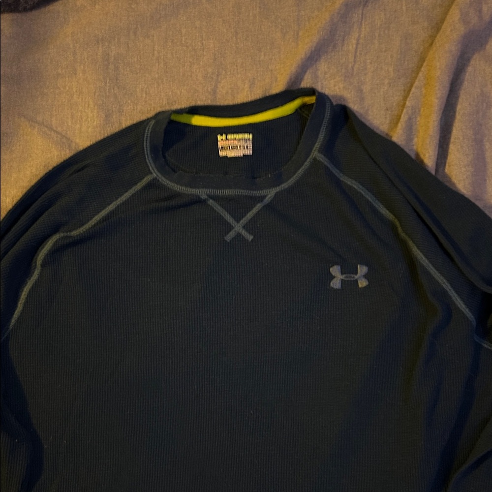 Under Armour Navy Performance Top - Picture 2 of 3